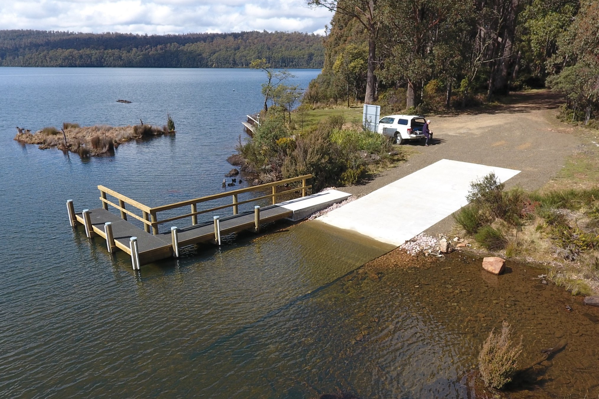 Dees Lagoon boat ramp