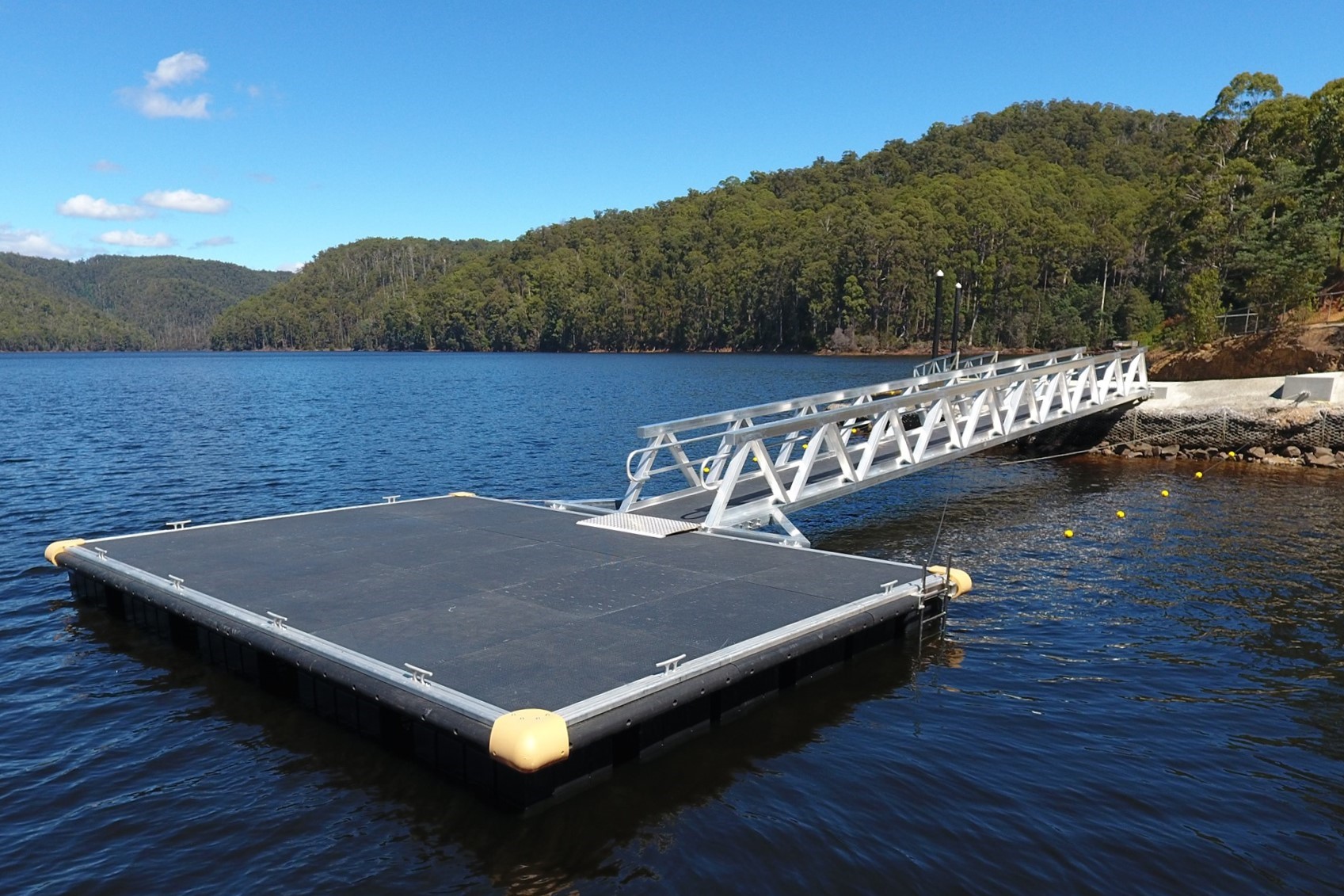 Lake Barrington pontoon