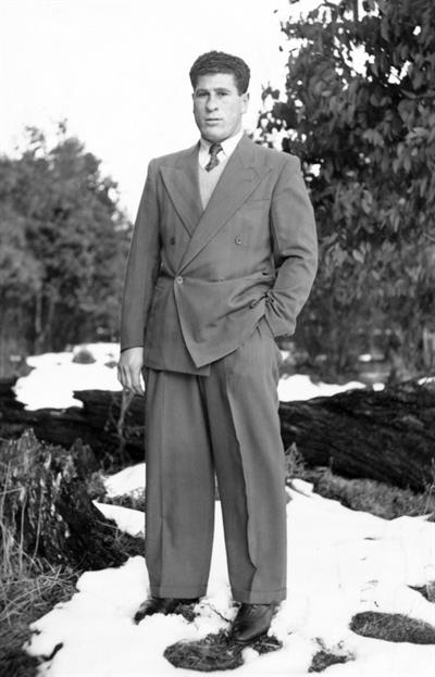 Black and white photo of Antoni ‘Tony’ Rozmaryniewicz